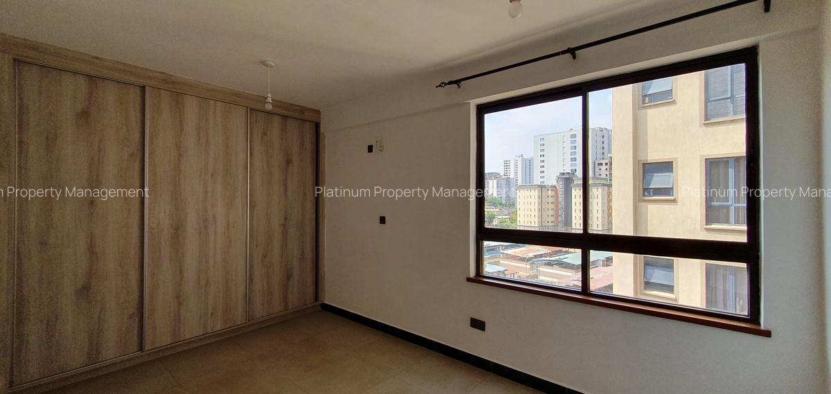 2 Bed Apartment with En Suite in Parklands - 7