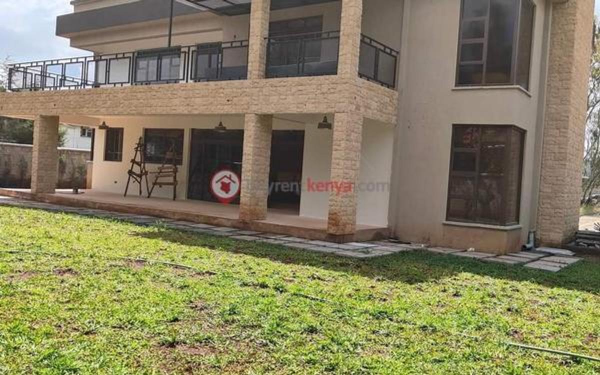 4 Bed Townhouse with En Suite at Mukoma Banda Lane - 20