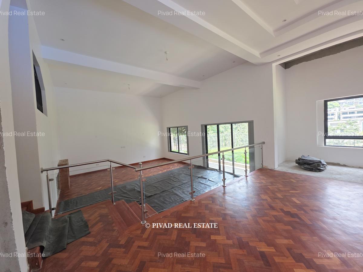 5 Bed House with Swimming Pool in Loresho - 4