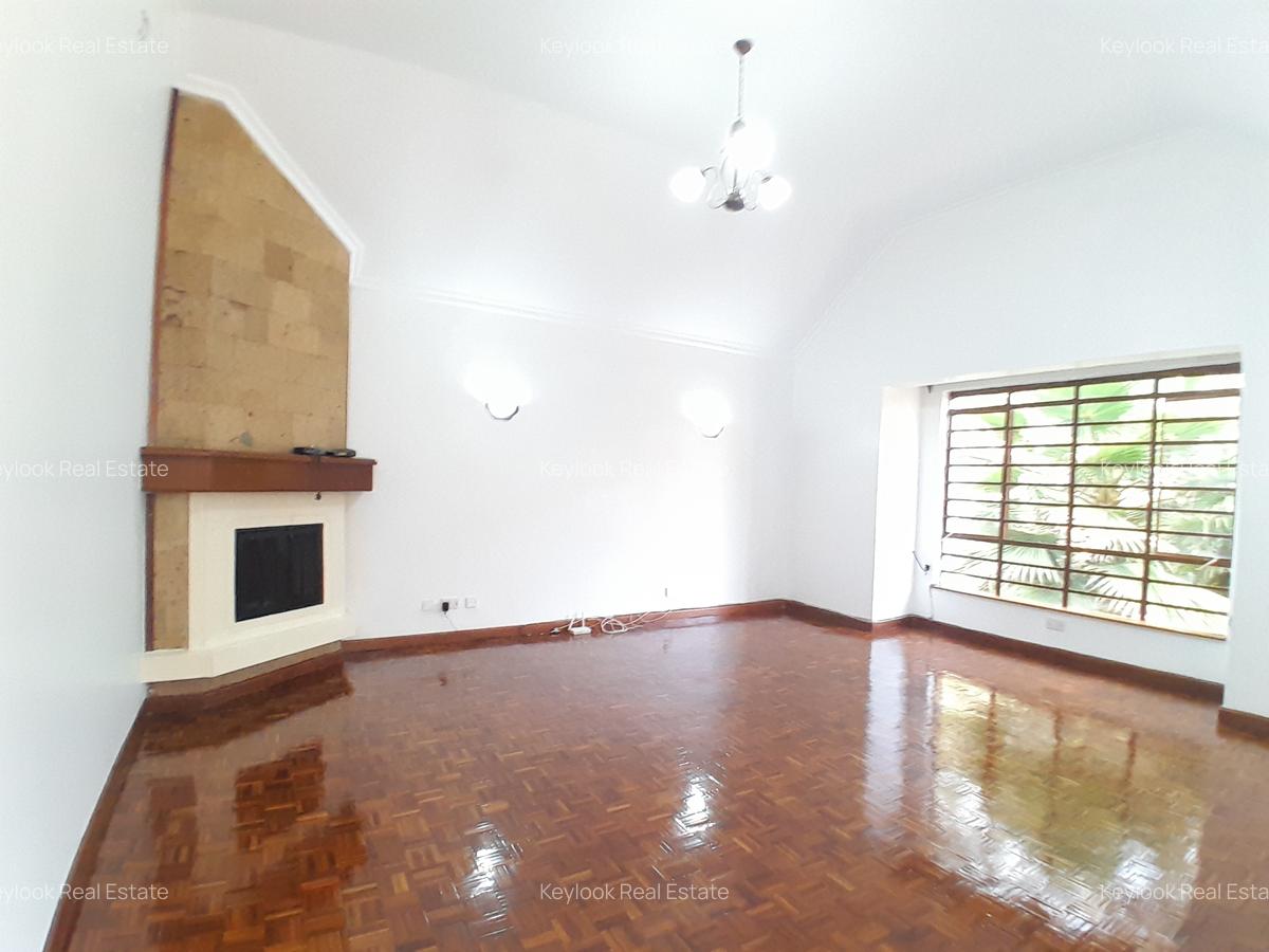 3 Bed Apartment with En Suite at Lavington Green - 20