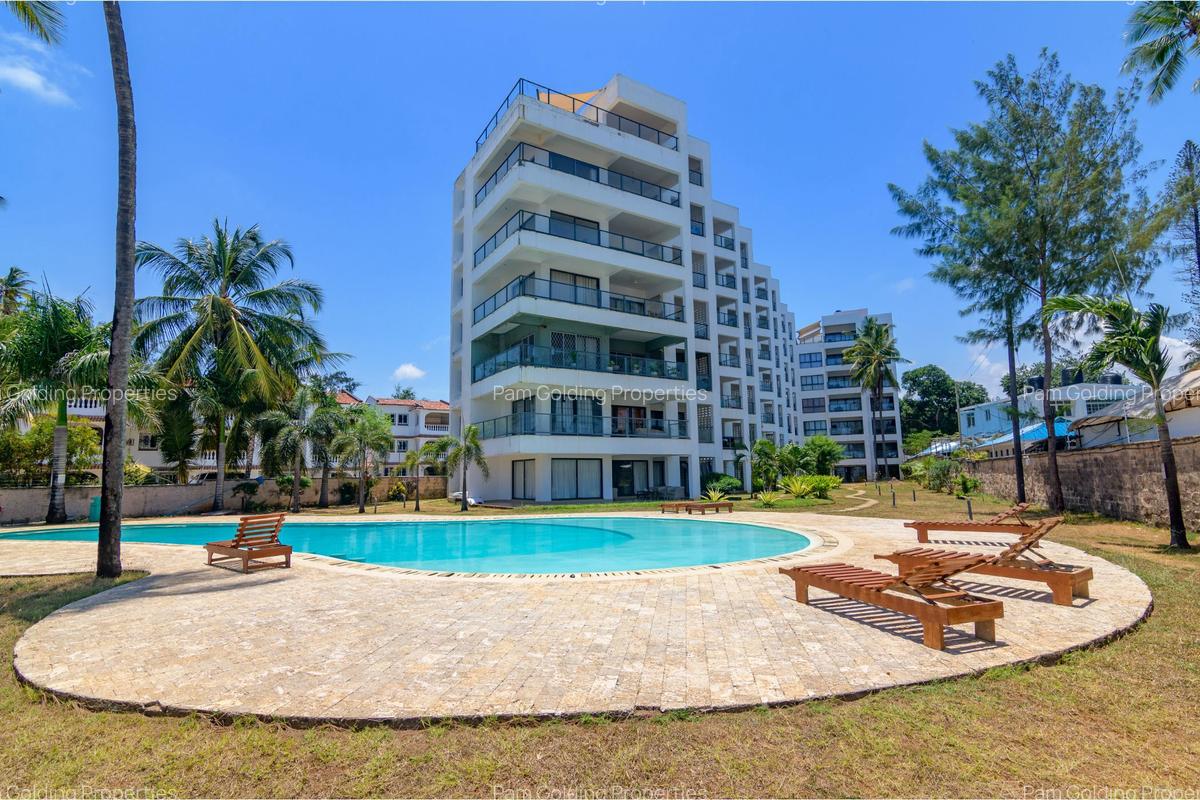 3 Bed Apartment with En Suite in Bamburi - 6