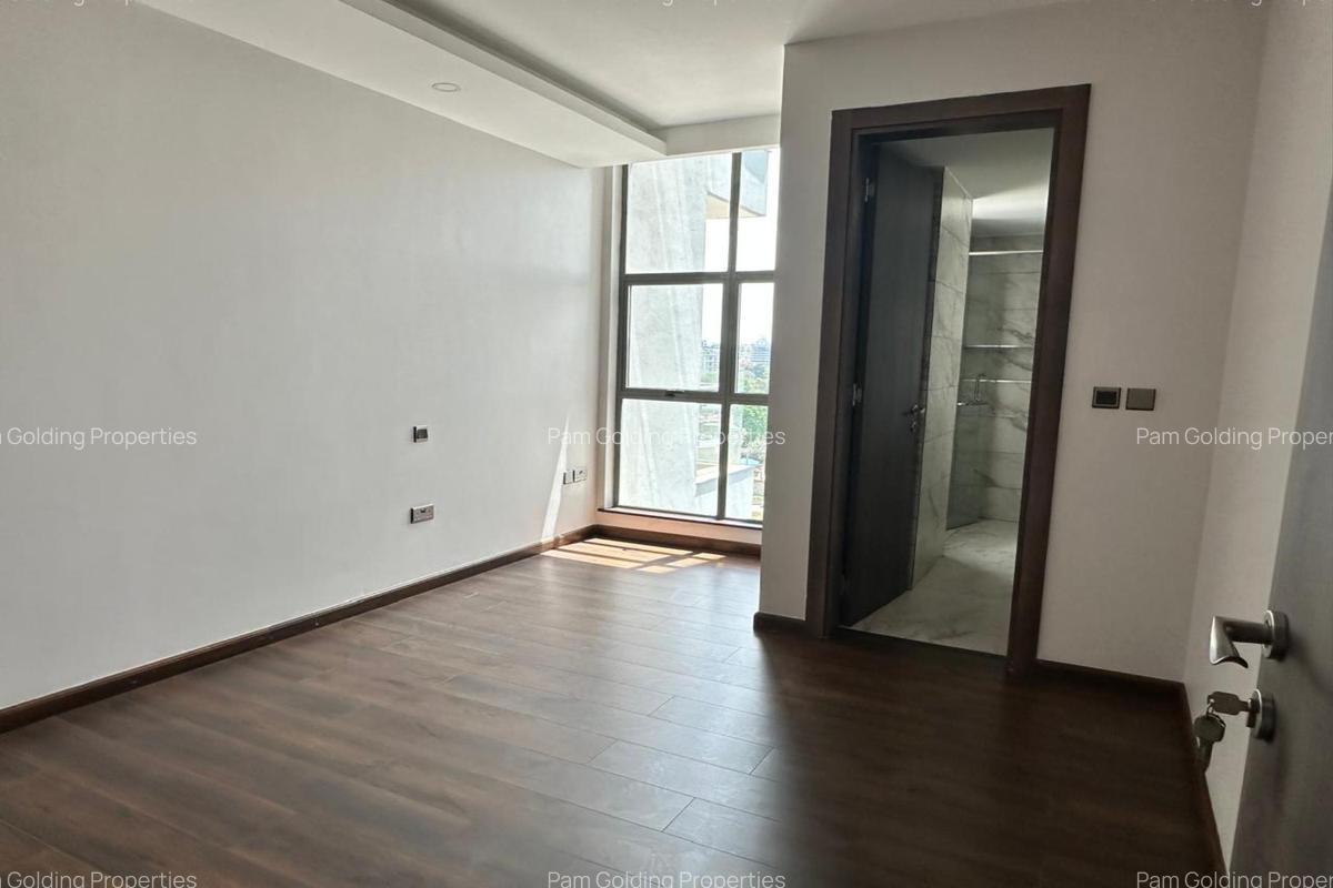 3 Bed Apartment at Brookside Drive - 10