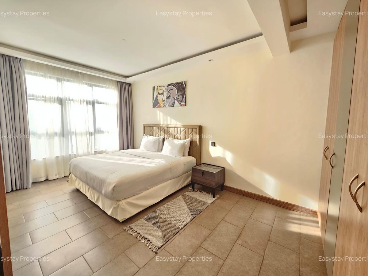 Serviced 2 Bed Apartment with En Suite in Spring Valley - 11