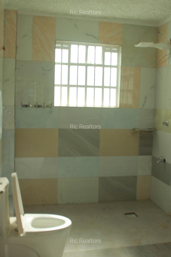 3 Bed Townhouse with En Suite in Karen - 11