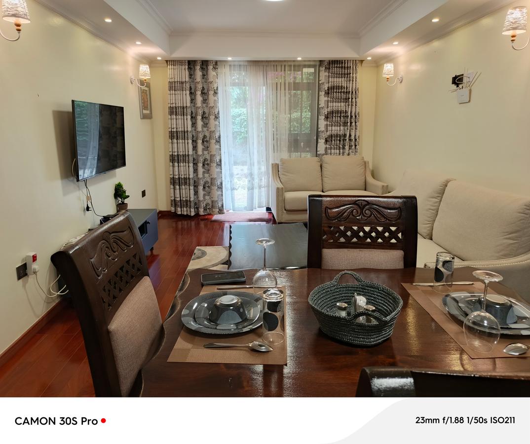 Serviced 1 Bed Apartment with En Suite at Lavington - 6