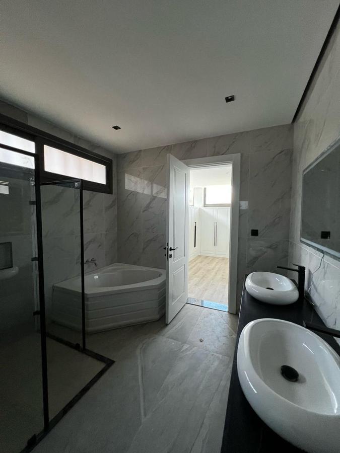 5 Bed Townhouse in Lavington - 6