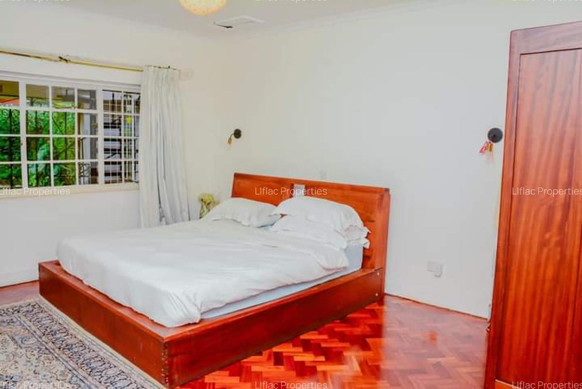 4 Bed House with En Suite in Muthaiga - 17