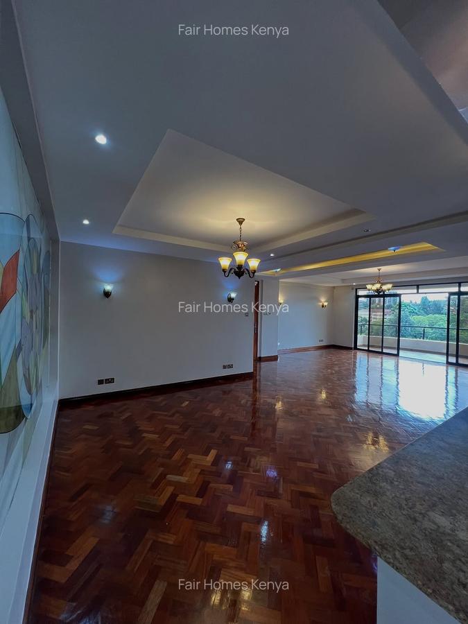 4 Bed Apartment with En Suite at Riverside Drive - 1
