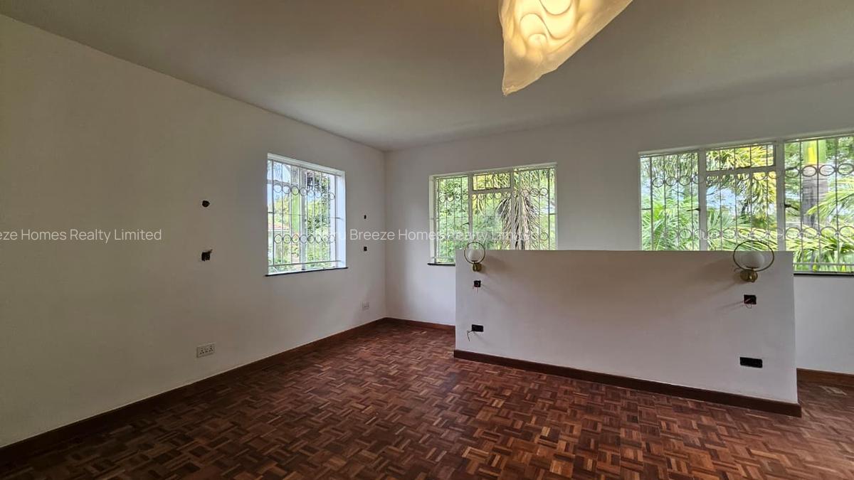 4 Bed House with En Suite in Runda - 6