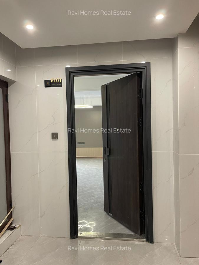 2 Bed Apartment with En Suite at Riverside Drive - 4