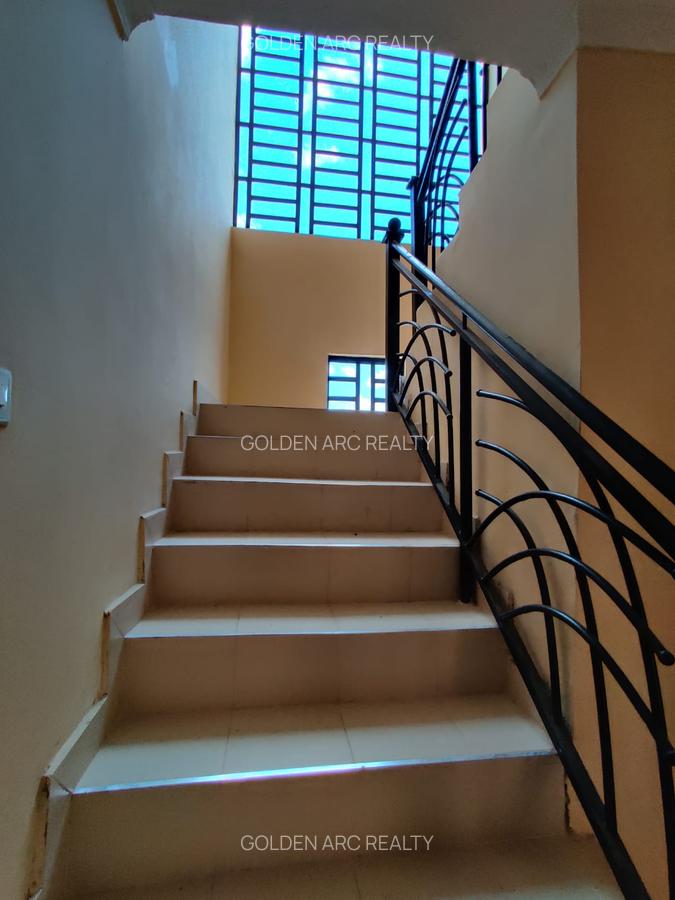 4 Bed Townhouse with En Suite in Ongata Rongai - 12