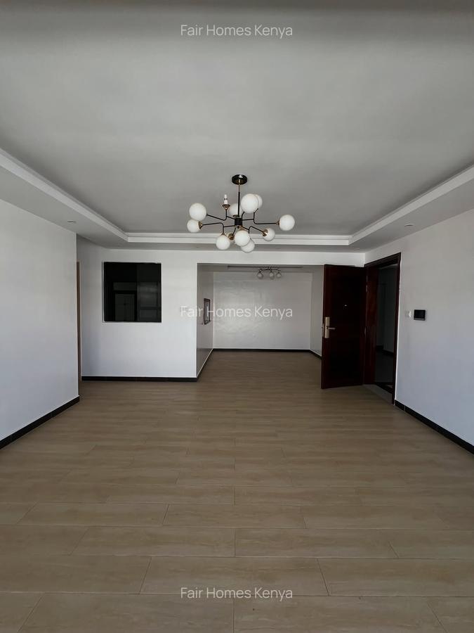 3 Bed Apartment with En Suite at Valley Arcade - 2
