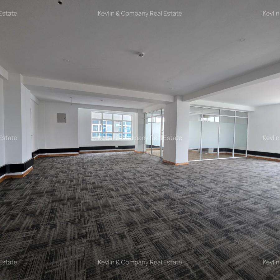 1,229 ft² Office with Service Charge Included in Westlands Area - 4