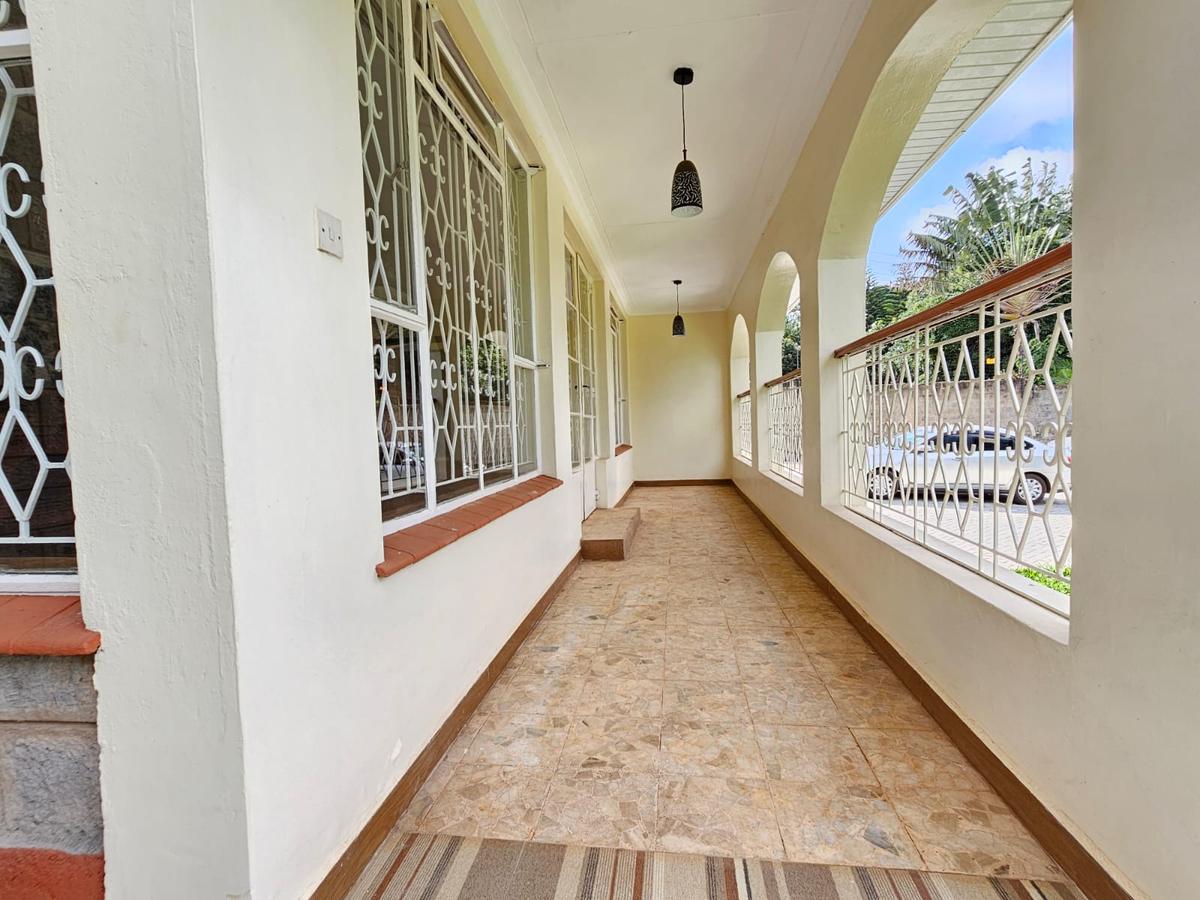 5 Bed House with En Suite in Loresho - 5