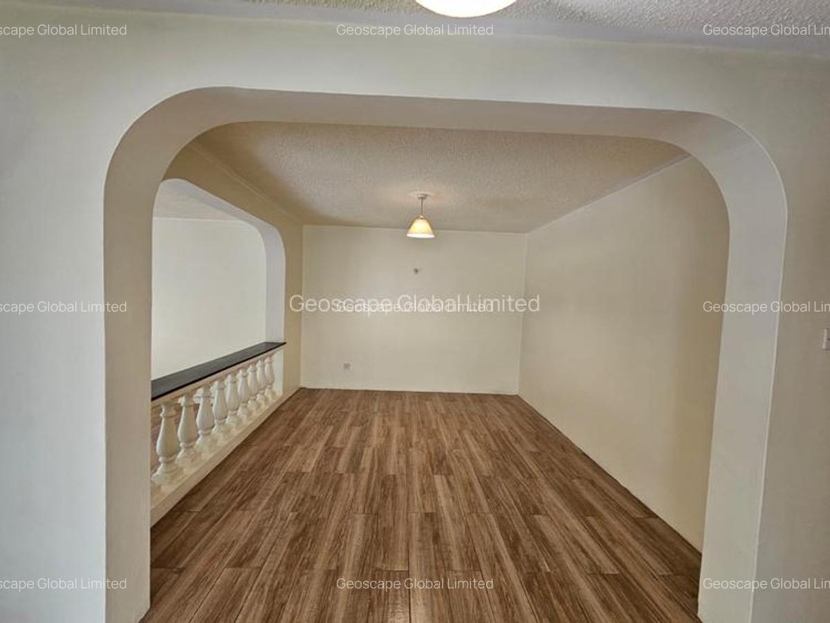 4 Bed Townhouse with En Suite in Spring Valley - 8