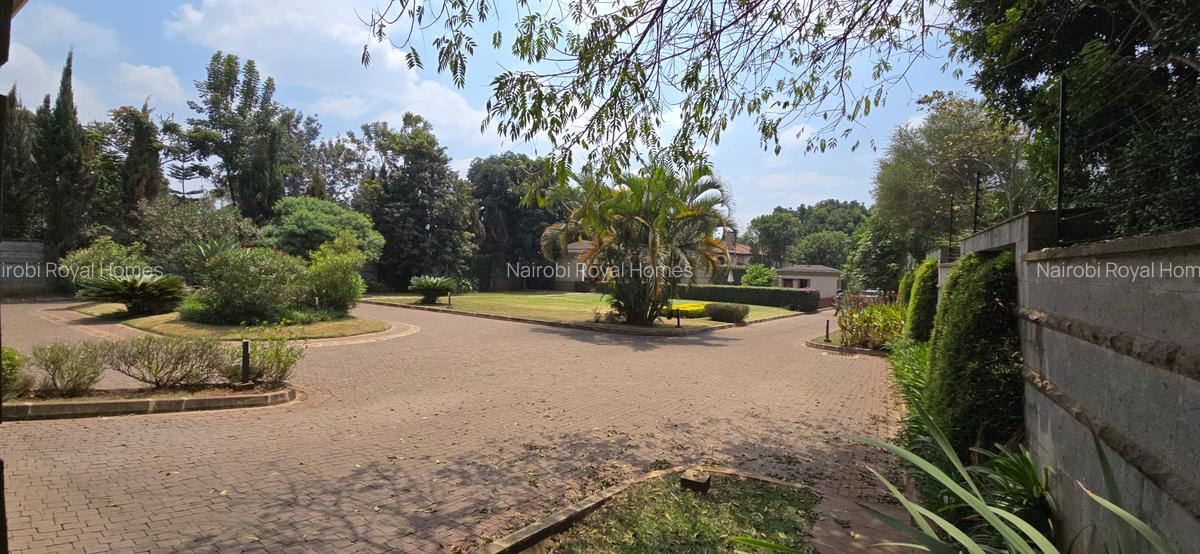 5 Bed House with En Suite at Runda Road - 17