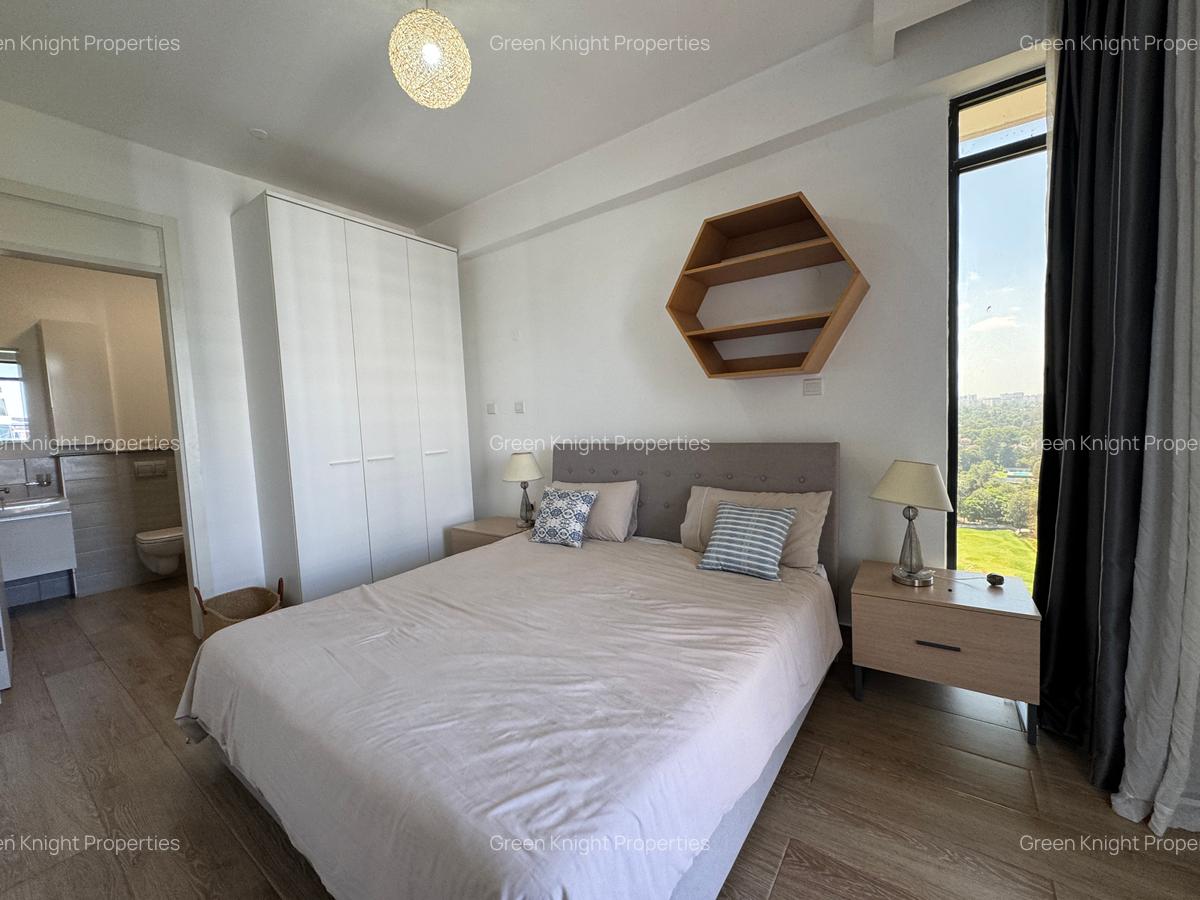 Serviced 3 Bed Apartment with En Suite in Westlands Area - 15