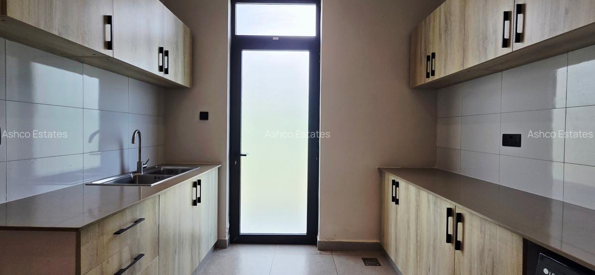4 Bed Villa with En Suite at Loresho Ridge - 6