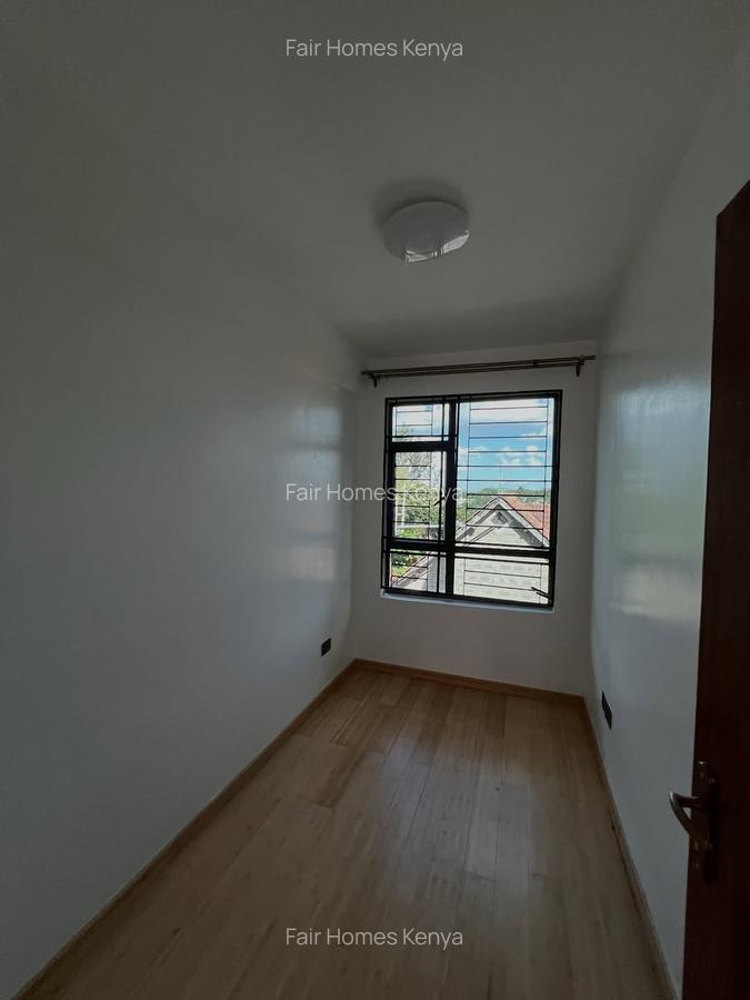 6 Bed Townhouse with En Suite at Manyani East - 16