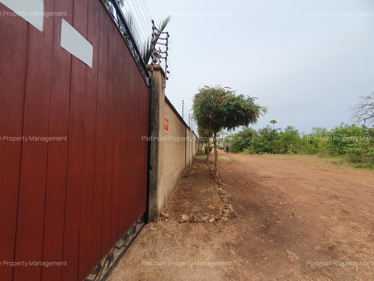 1,000 m² Land in Diani - 6