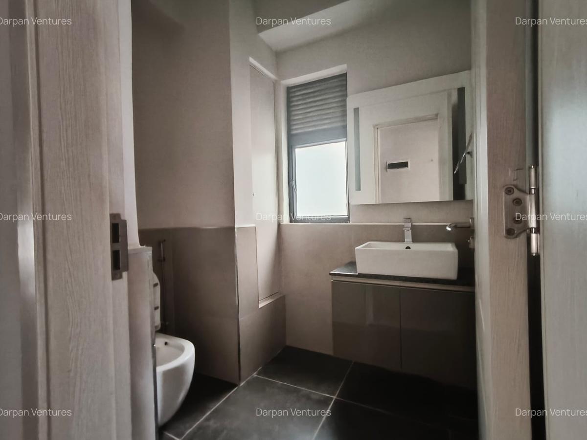 2 Bed Apartment with Backup Generator in Kileleshwa - 9