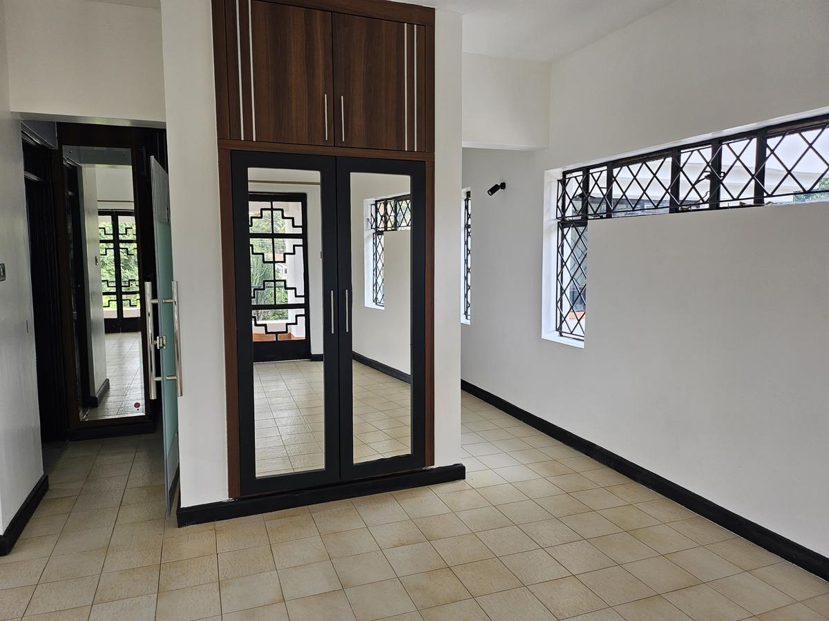 4 Bed House with En Suite at Runda - 3
