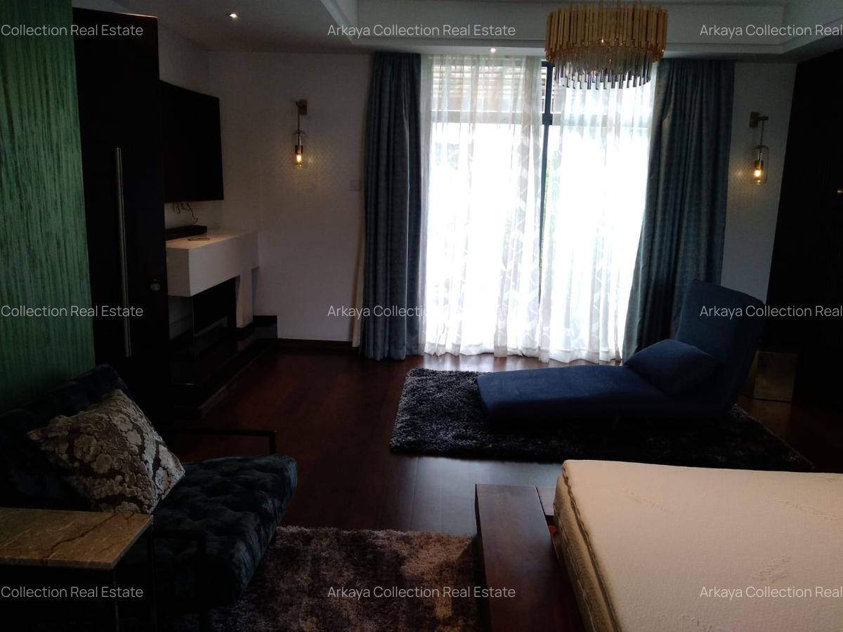 3 Bed Townhouse with En Suite in Lavington - 11