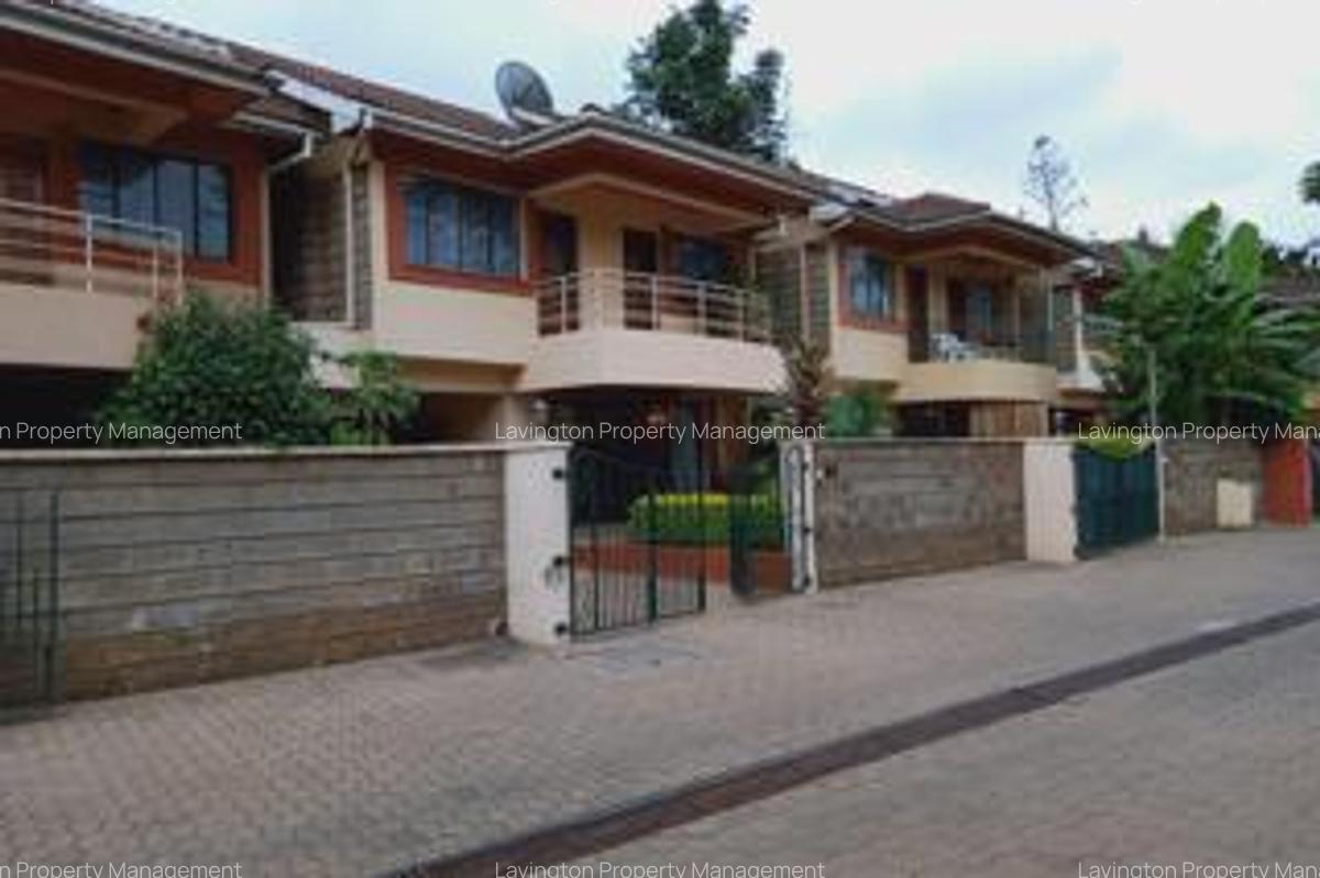5 Bed Townhouse with En Suite at Lavington Green - 1