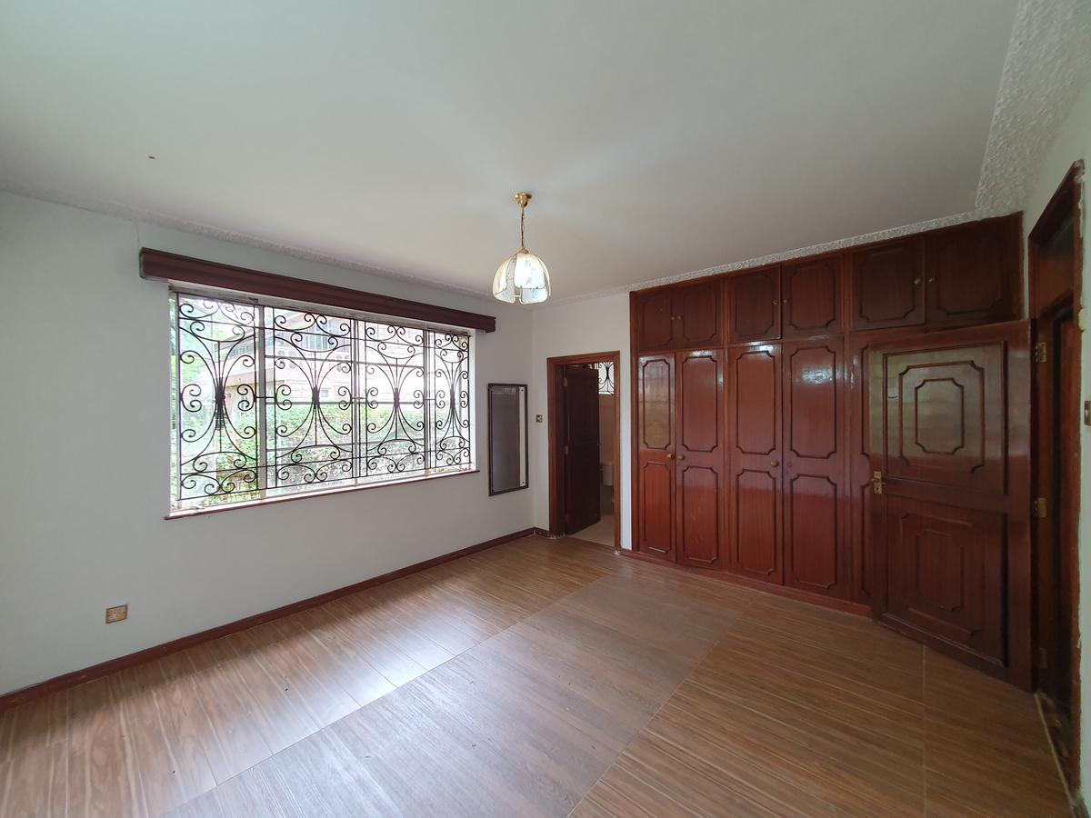 4 Bed House with En Suite in Gigiri - 12