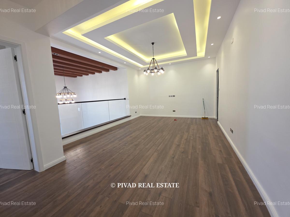 5 Bed Townhouse with Swimming Pool in Lavington - 12