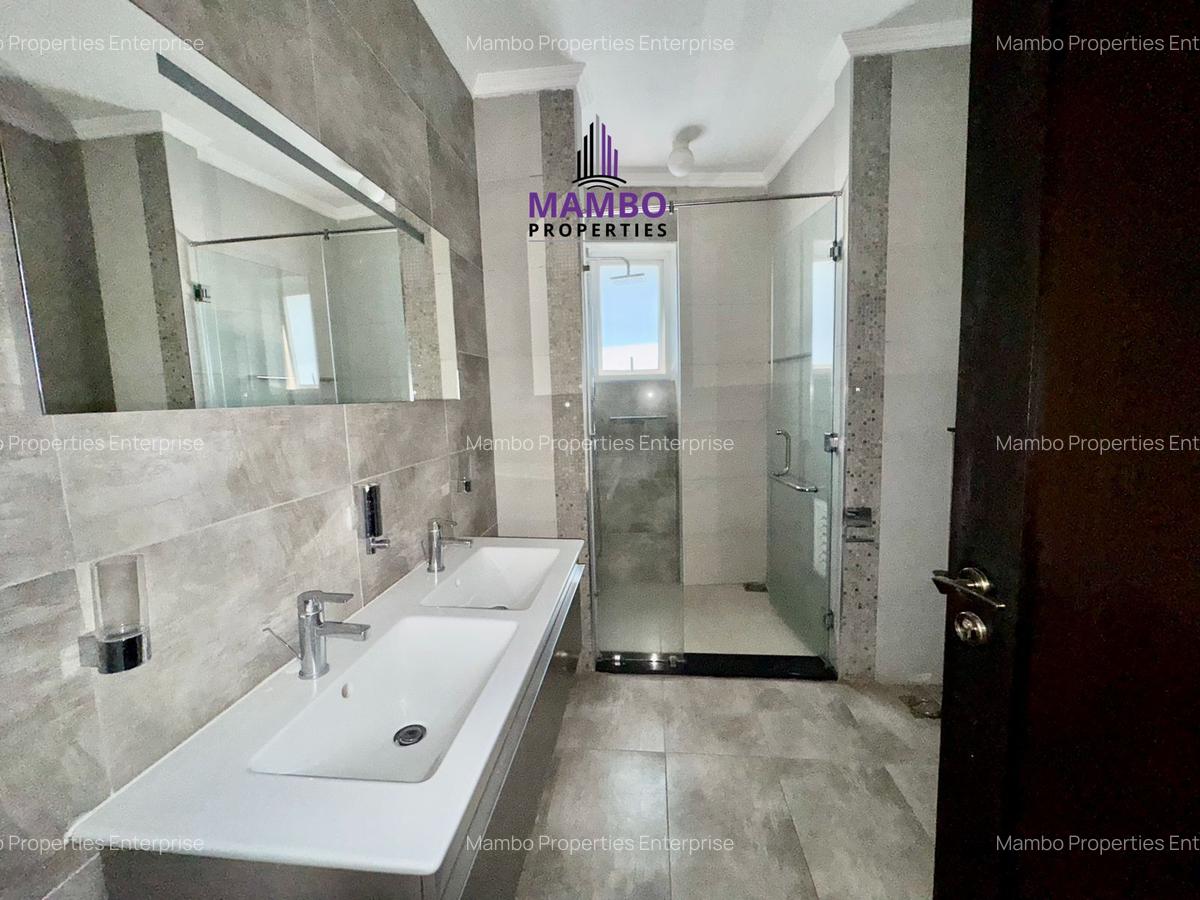 4 Bed Apartment with En Suite at General Mathenge - 17