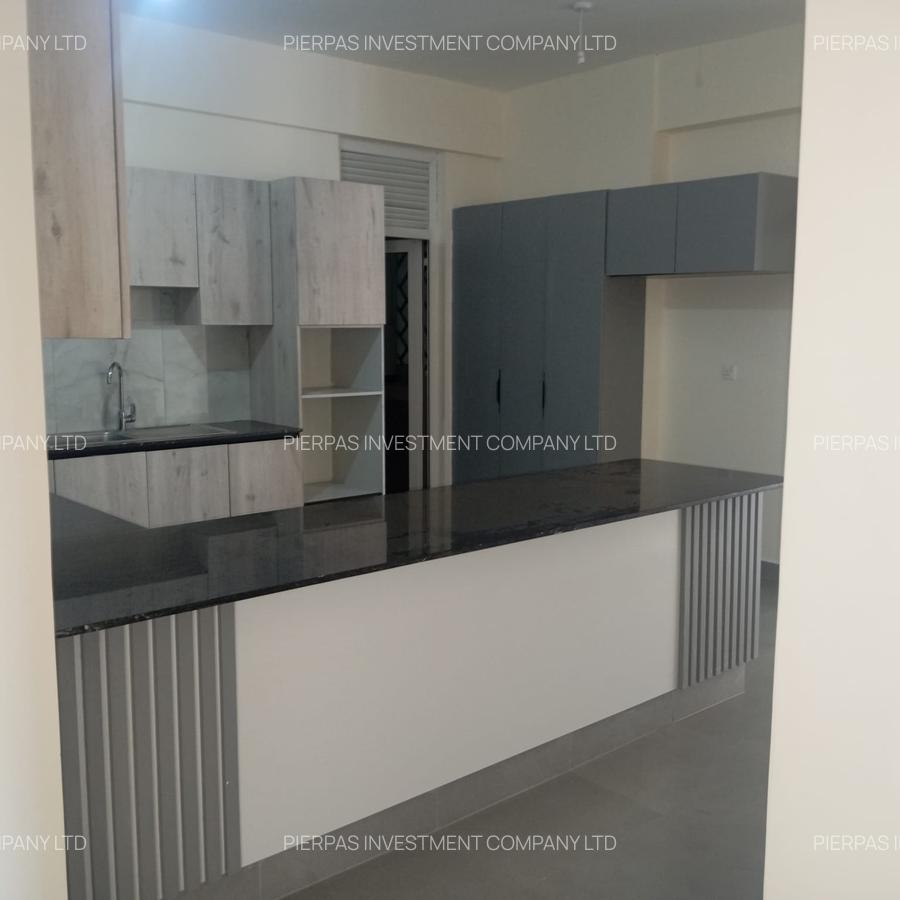 Serviced 4 Bed Apartment with En Suite in Parklands - 9