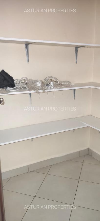 4 Bed Apartment with En Suite in Westlands Area - 7