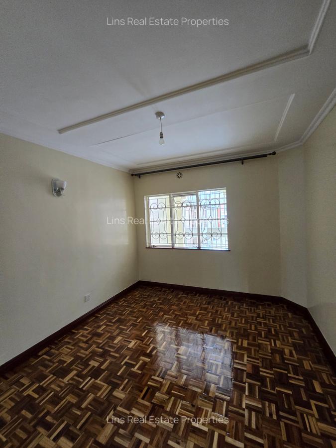 4 Bed Townhouse with En Suite in Lavington - 16