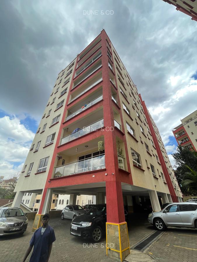 Serviced 3 Bed Apartment with En Suite in Brookside - 1