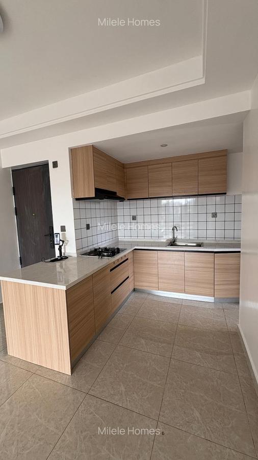 Serviced 2 Bed Apartment with En Suite at Joyland - 13