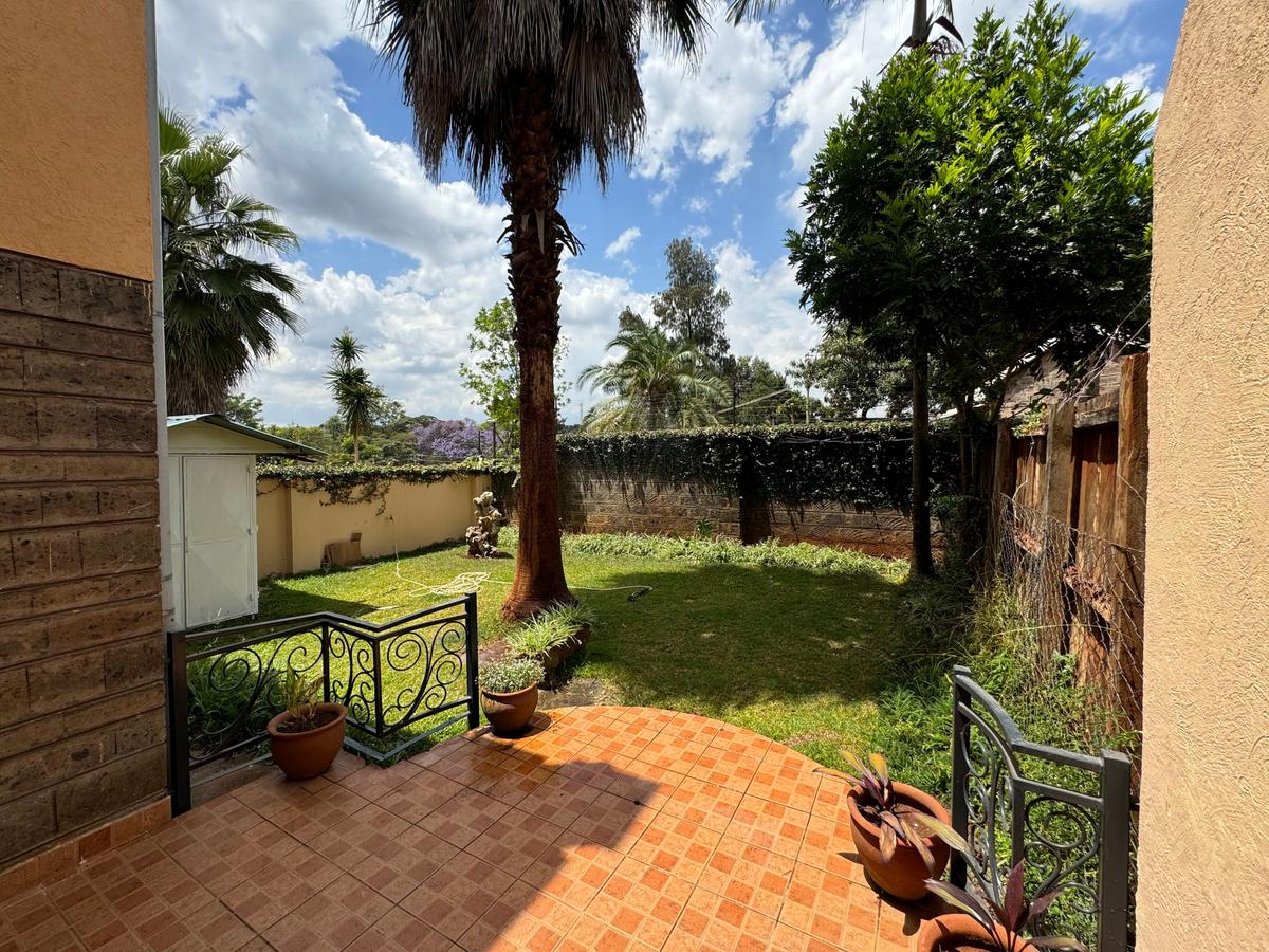 5 Bed Townhouse with En Suite in Lavington - 8