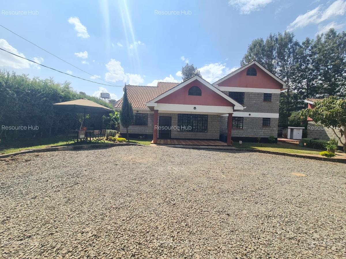4 Bed House with En Suite at Bomas - 2