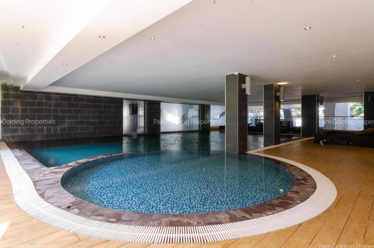 3 Bed Apartment with En Suite at Riverside Gardens - 4