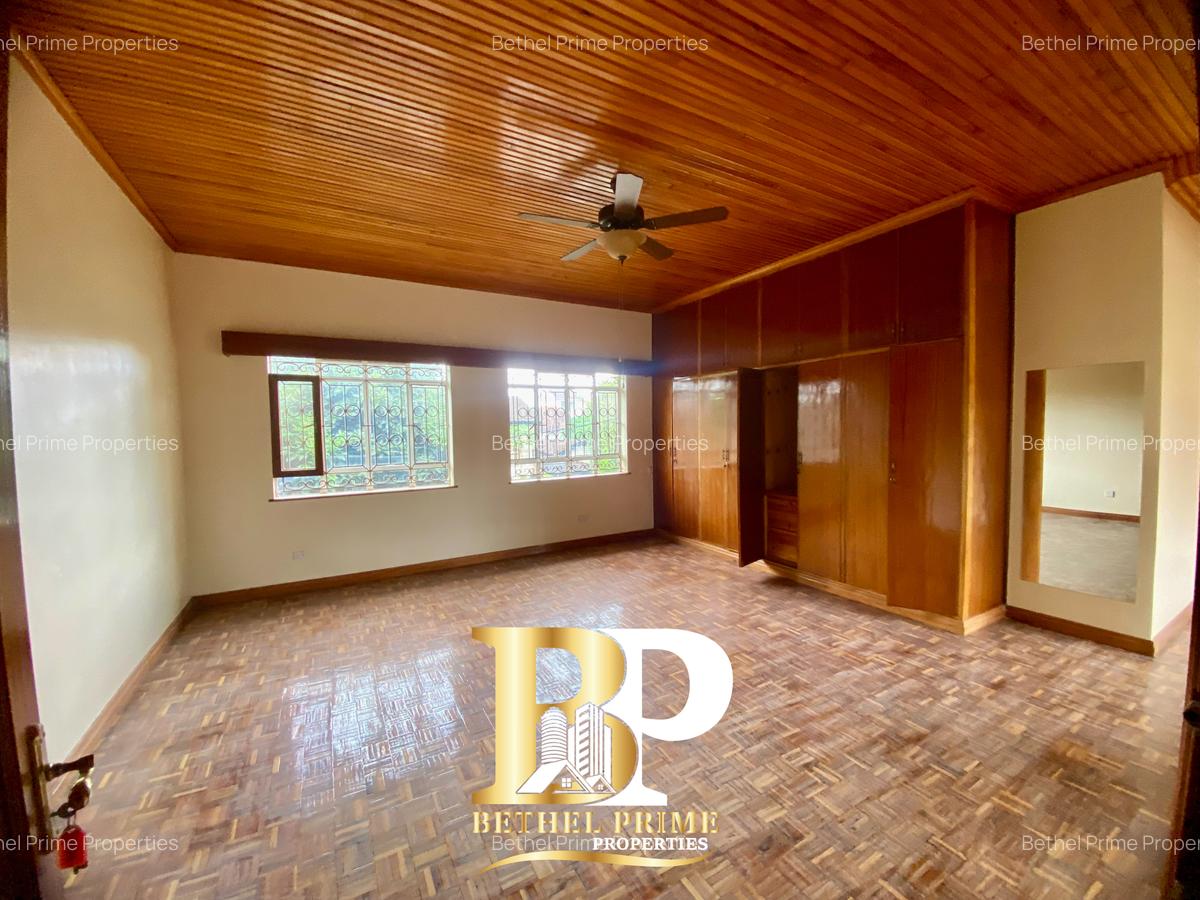 5 Bed House with En Suite in Nyari - 6