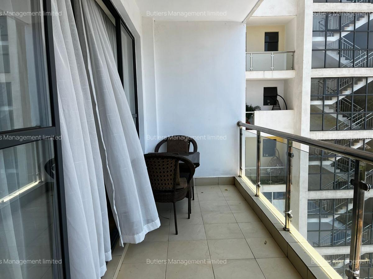 Serviced 3 Bed Apartment with En Suite in Brookside - 8