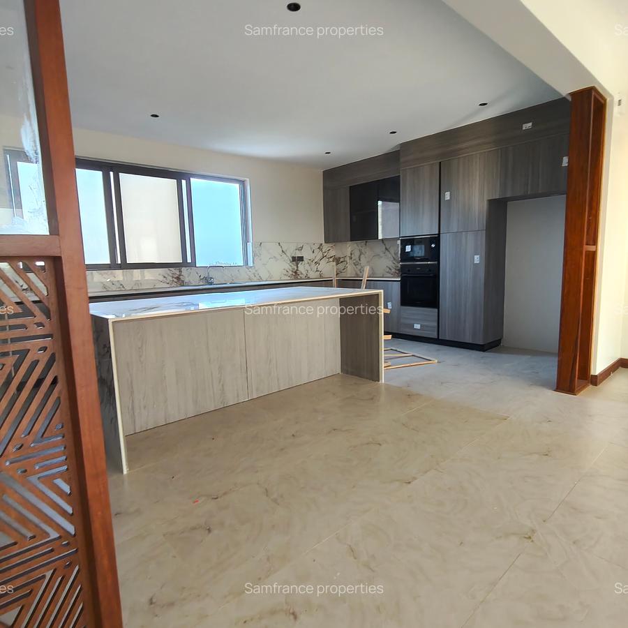 3 Bed Apartment with En Suite at Simba Road - 6