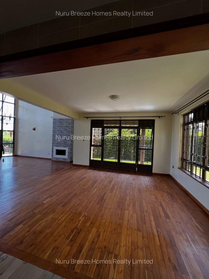 5 Bed Townhouse with En Suite in Runda - 9