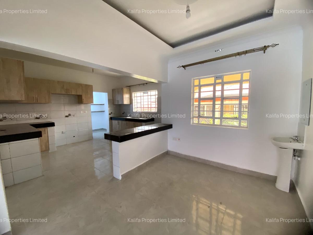 3 Bed House with En Suite in Kitengela - 4