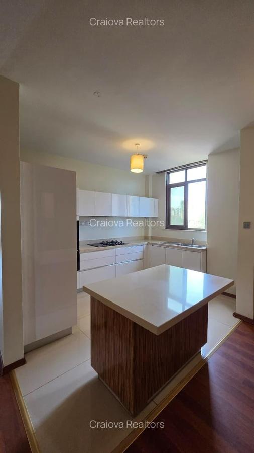 3 Bed Apartment with En Suite at 6Th Parklands - 9