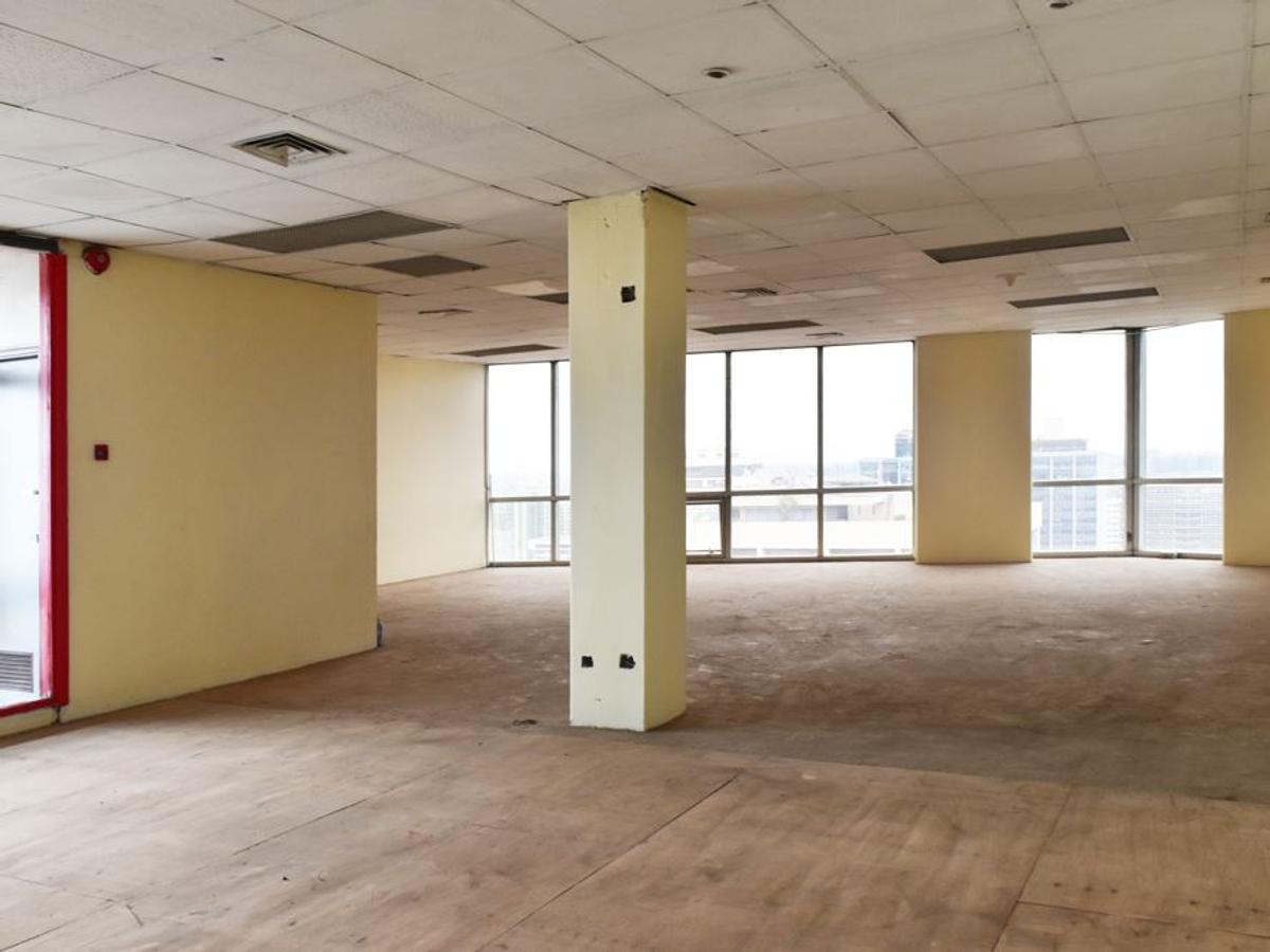 1,863 ft² Office with Service Charge Included at Standard Street - 2