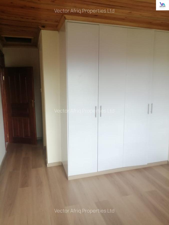 5 Bed Townhouse with En Suite in Ngong - 20