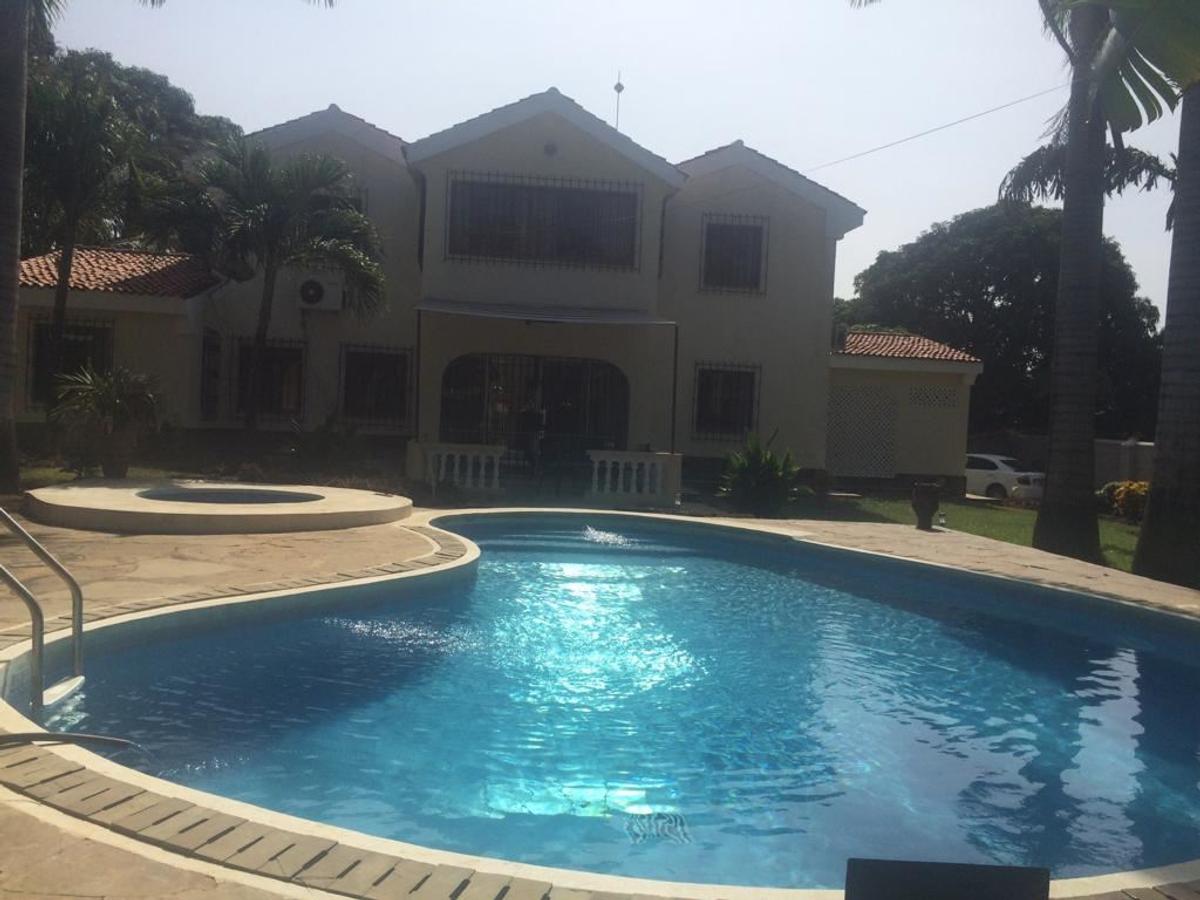 5 Bed Townhouse at Links Road - 15