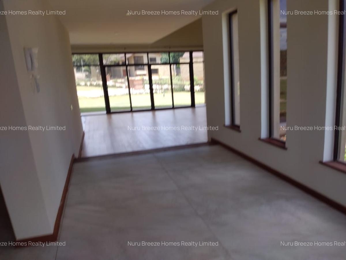 4 Bed Townhouse with En Suite in Karen - 3