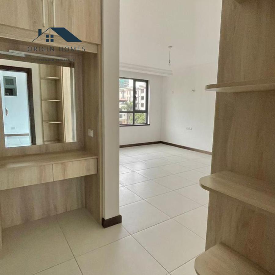 3 Bed Apartment with En Suite at 2Nd Parklands - 5